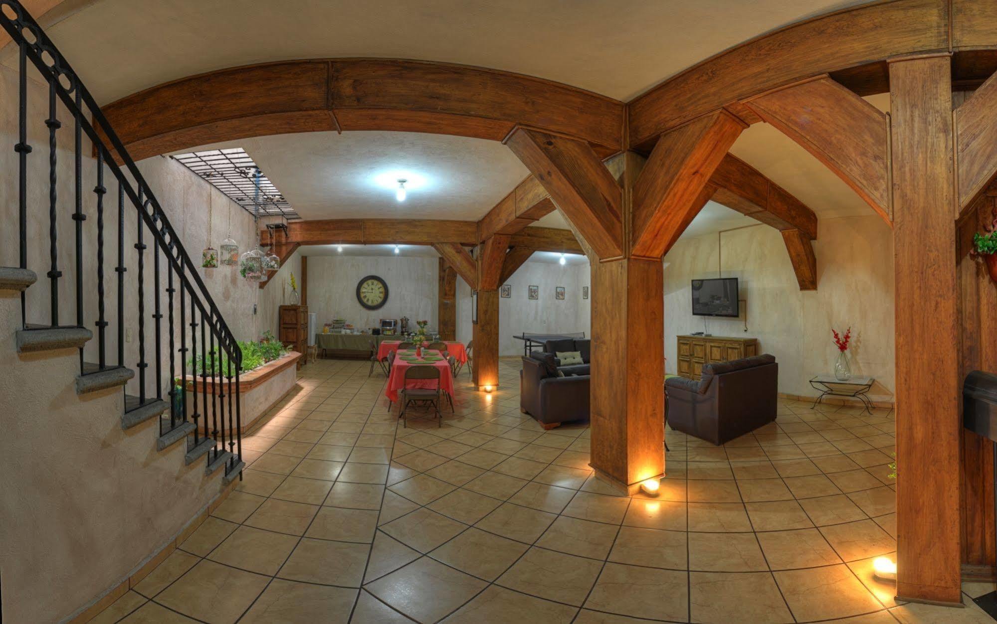 塔斯科·德·阿拉尔孔 La Casa Del Laurel酒店 外观 照片